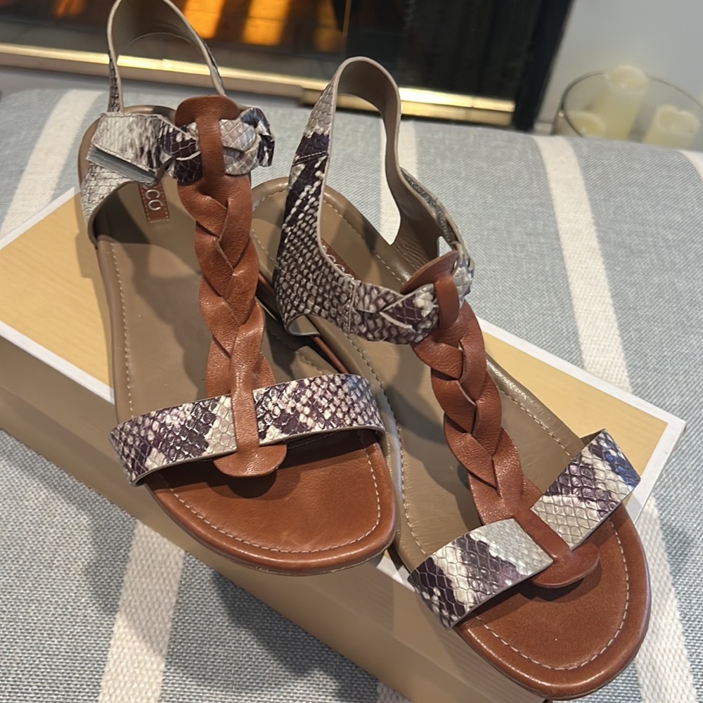 🤎 ECCO 🤎Snakeskin Leather Braid Support Arch Heel Flat Sandals Size 40